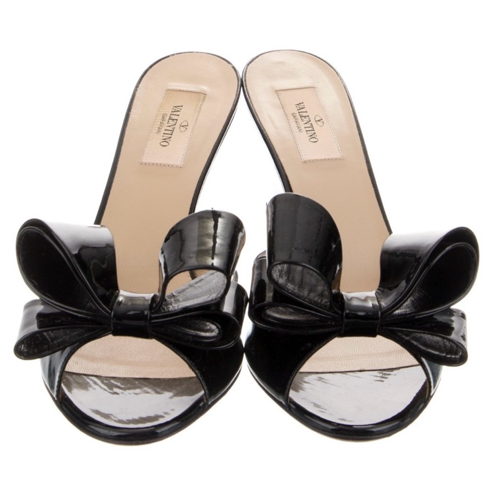 Valentino Patent Leather Bow Accents Slides - Picture 2 of 8